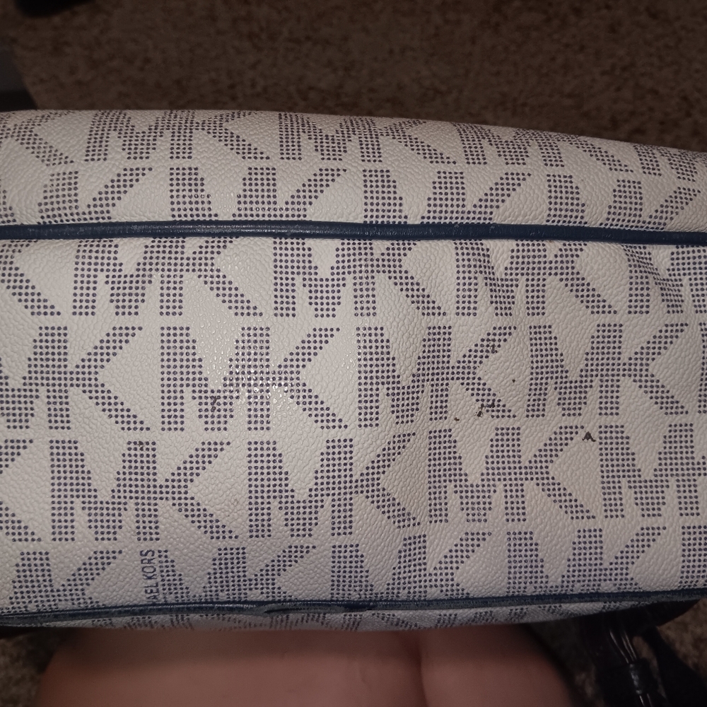MK Backpack - Picture 9 of 13